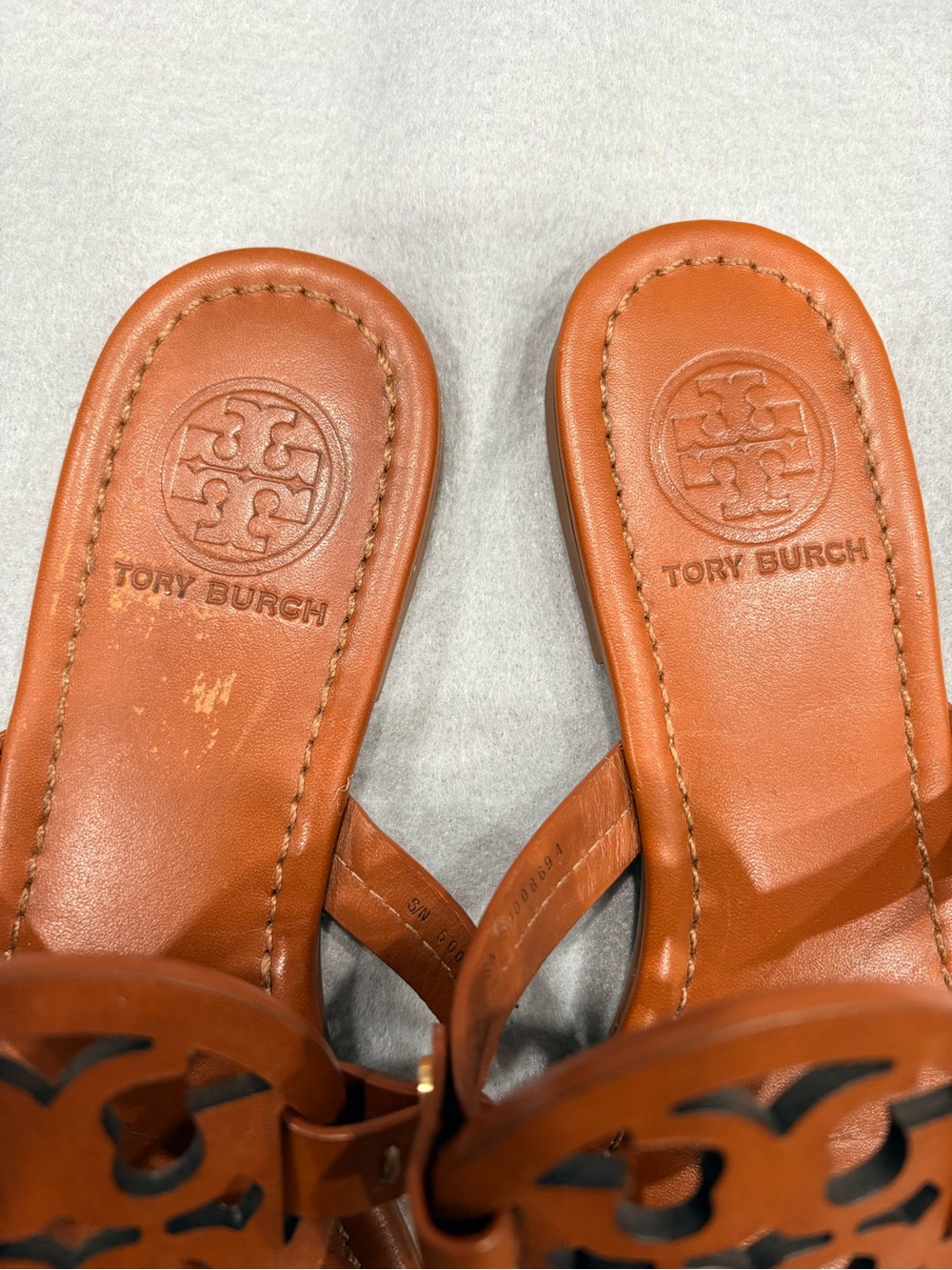 Tory Burch Miller Sandal in Medium / Light Brown Leather Sz 7 - Picture 7 of 8
